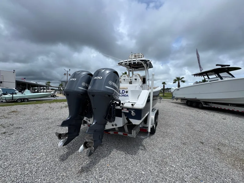 Slide: The Image of 2020 Sportsman Open 282TE Center Console boat with dual Yamaha 300 engines. - 15
