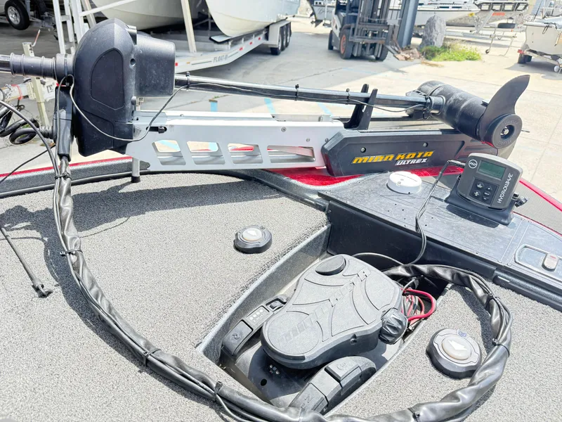Slide: The Image of Fishing boat deck with Minn Kota Ultrex trolling motor and control panel, Nitro Z18, 2016 model. - 11