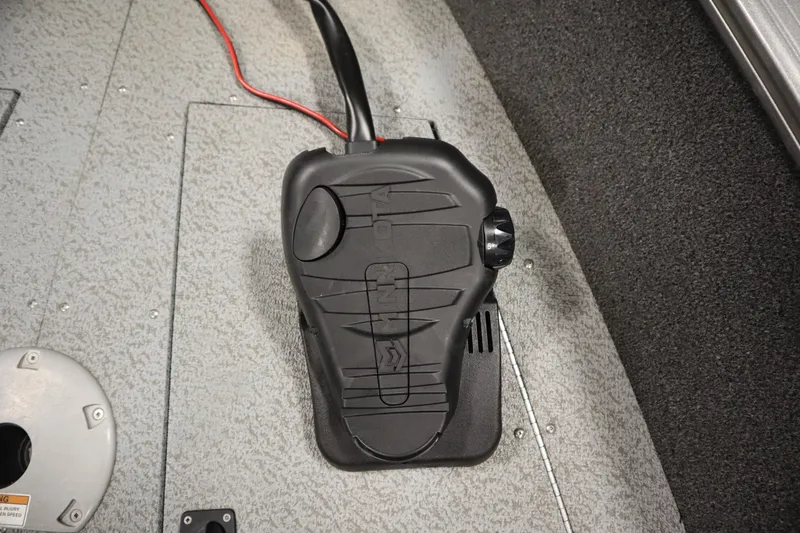 Slide: The Image of Foot pedal control on 2021 Lund 1675 ADVENTURE WT boat deck. - 15