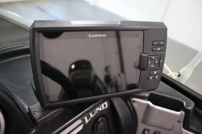 Slide: The Image of Garmin GPS device on 2021 Lund 1675 ADVENTURE WT boat dashboard. - 25