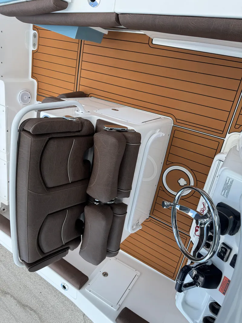 Slide: The Image of Sea Hunt Ultra 275 SE 2019 - 51