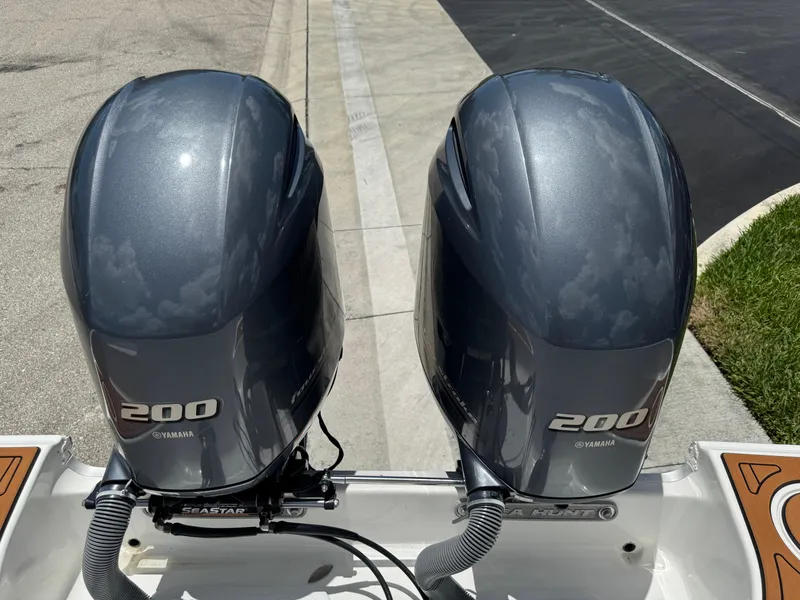 Slide: The Image of Sea Hunt Ultra 275 SE 2019 - 58