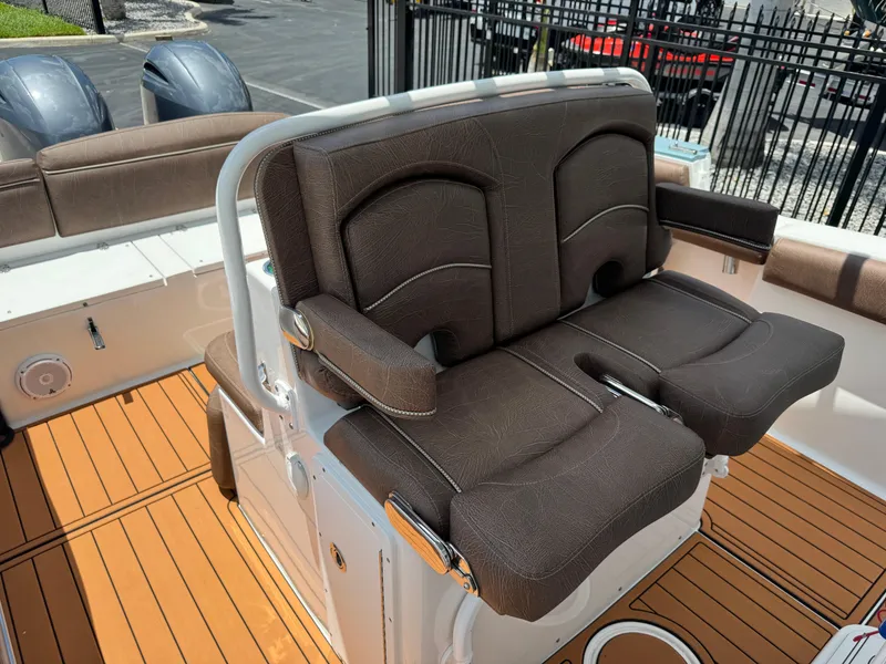 Slide: The Image of Sea Hunt Ultra 275 SE 2019 - 63