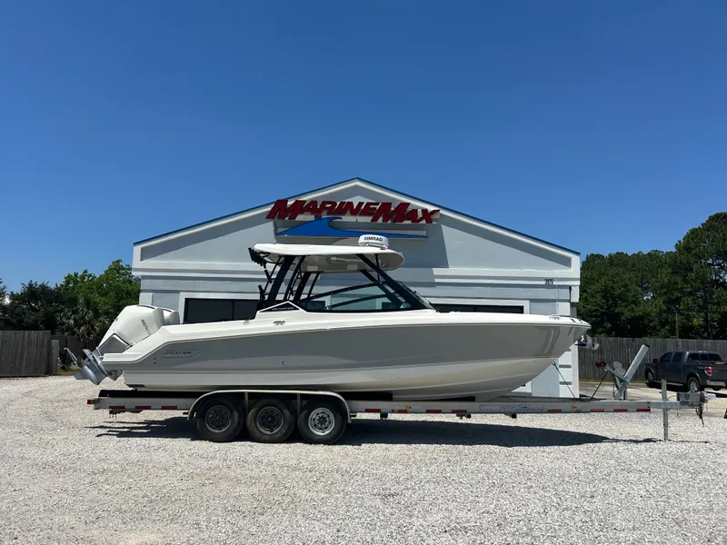 Slide: The Image of Boston Whaler 280 Vantage 2026 - 0