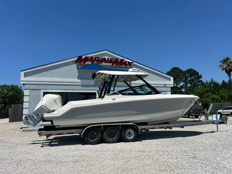 Slide: The Image of Boston Whaler 280 Vantage 2026 - 4
