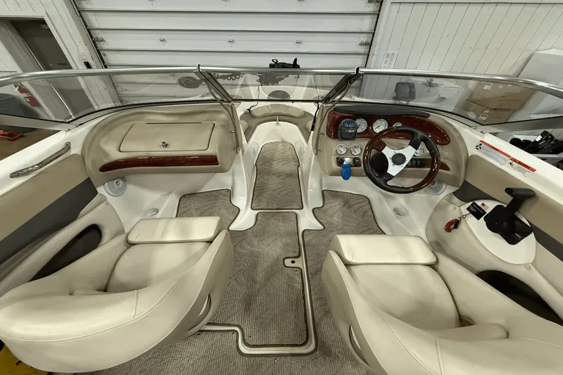 Slide: The Image of Glastron GX 205 2006 - 11