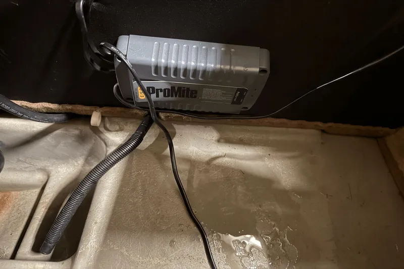 Slide: The Image of Glastron GX 205 2006 - 23