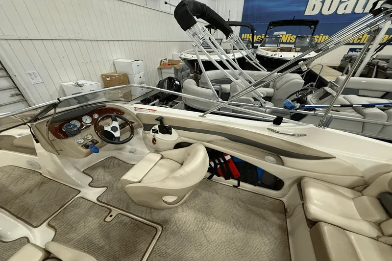 Slide: The Image of Glastron GX 205 2006 - 9