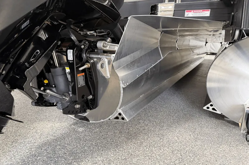Slide: The Image of Barletta Cabrio 22 U 2026 - 14