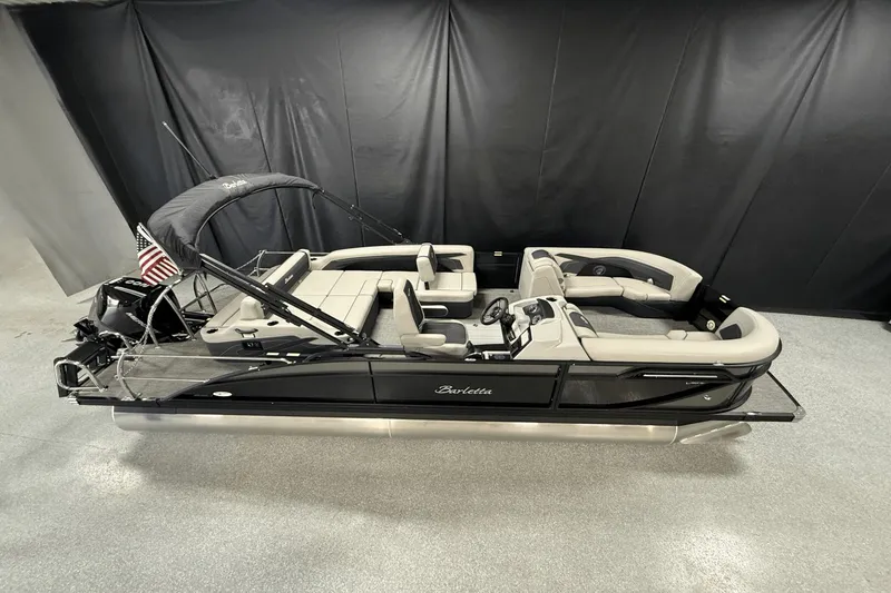 Slide: The Image of Barletta Cabrio 22 U 2026 - 2