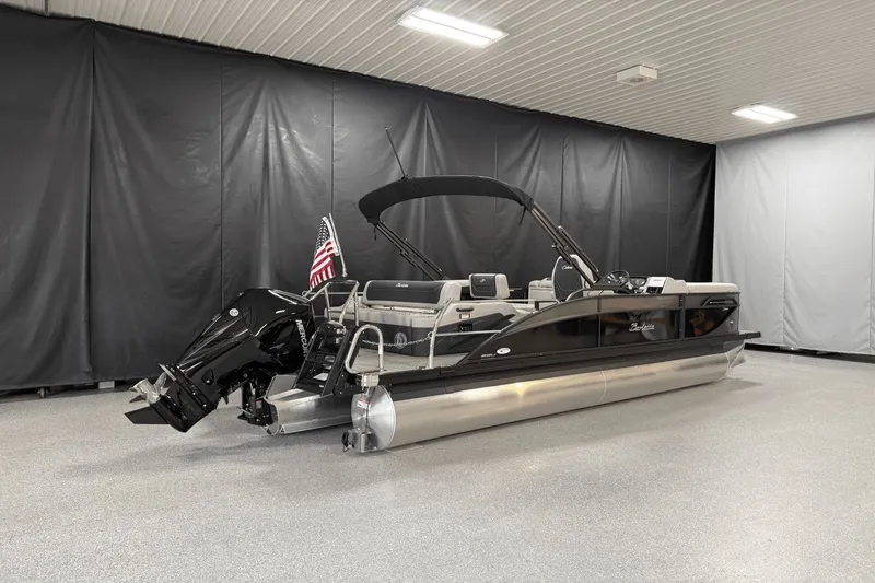 Slide: The Image of Barletta Cabrio 22 U 2026 - 3