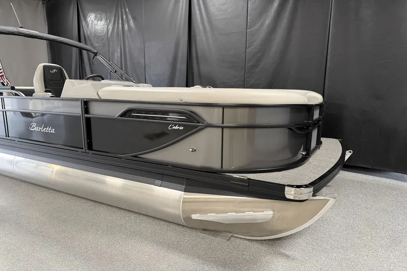 Slide: The Image of Barletta Cabrio 22 U 2026 - 4