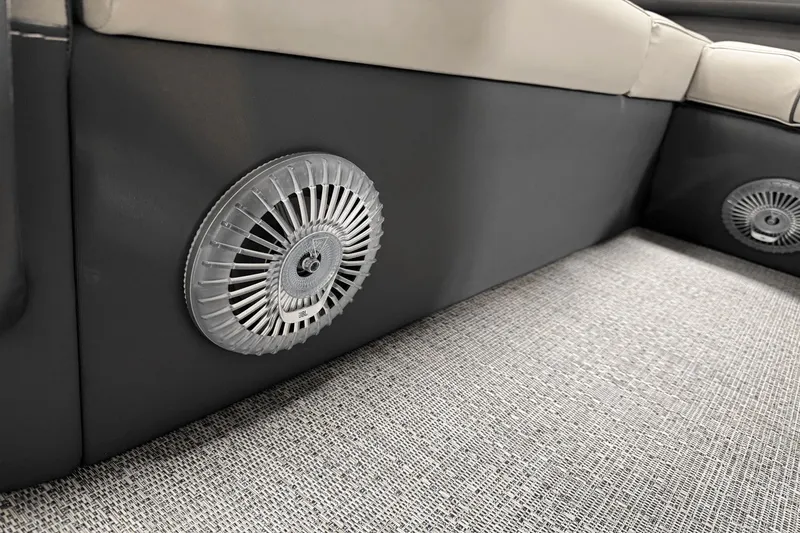 Slide: The Image of Barletta Cabrio 22 U 2026 - 43