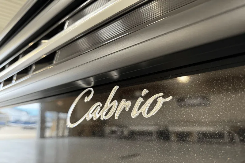 Slide: The Image of Barletta Cabrio 22 U 2026 - 6