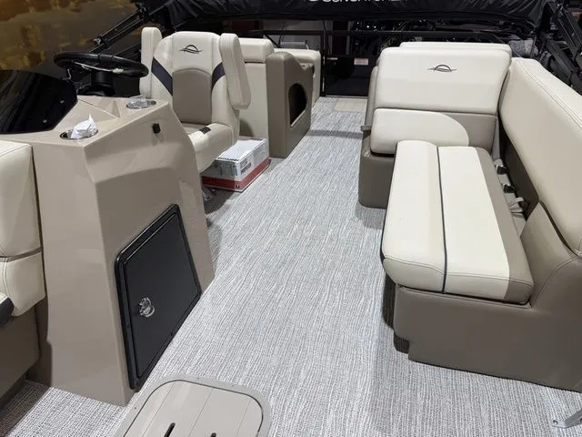 Slide: The Image of SunCatcher Select 324SS w/Yamaha 250 "SHO" No Trailer 2025 - 17