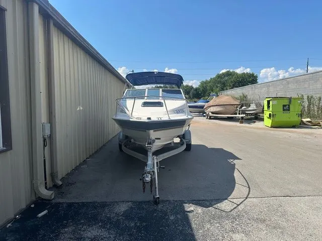 Slide: The Image of Bayliner 1952 Capri Cuddy 1996 - 3