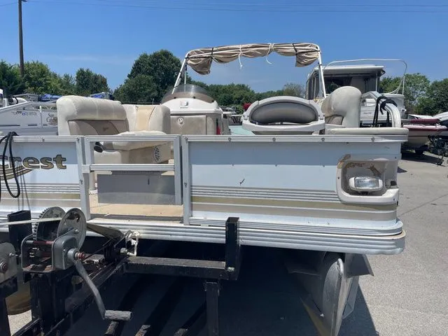 Slide: The Image of Crest FAMILY DL 2005 - 4