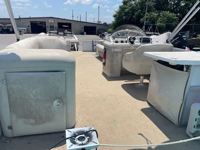 Slide: The Image of Crest FAMILY DL 2005 - 5