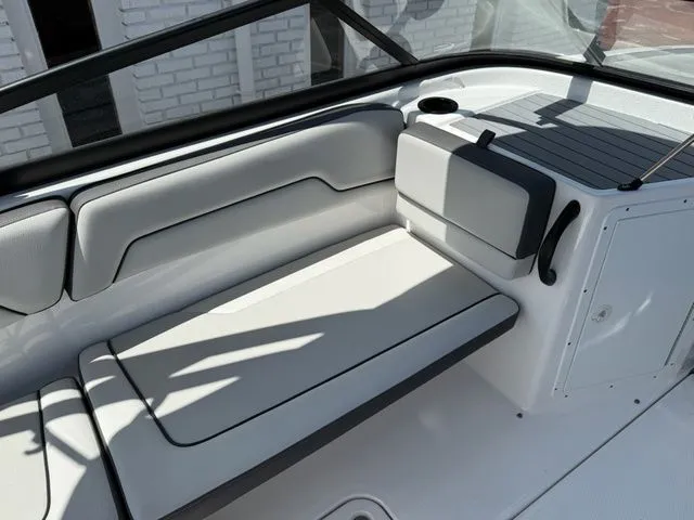 Slide: The Image of Yamaha AR190 2020 - 10