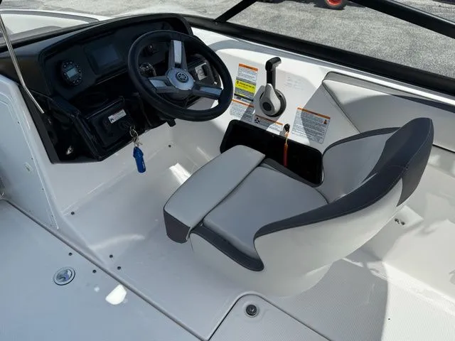 Slide: The Image of Yamaha AR190 2020 - 12