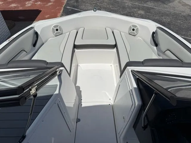 Slide: The Image of Yamaha AR190 2020 - 19