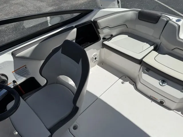 Slide: The Image of Yamaha AR190 2020 - 8