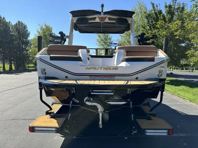 Slide: The Image of Nautique Super Air Nautique G23 2026 - 11