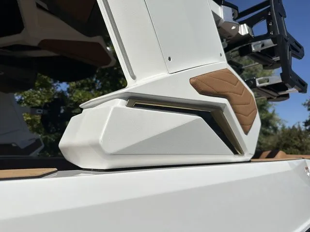 Slide: The Image of Nautique Super Air Nautique G23 2026 - 17