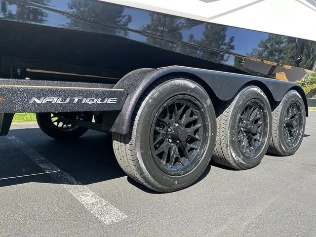 Slide: The Image of Nautique Super Air Nautique G23 2026 - 21