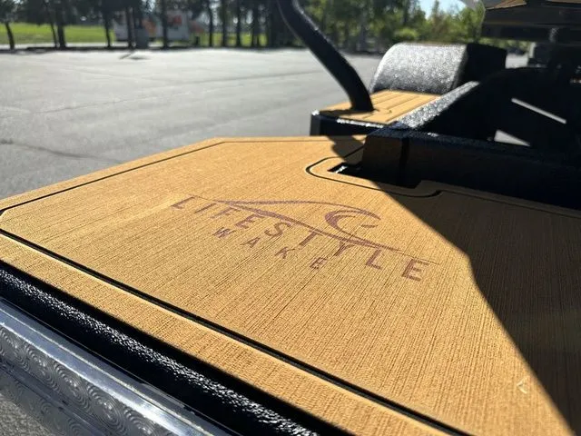 Slide: The Image of Nautique Super Air Nautique G23 2026 - 23