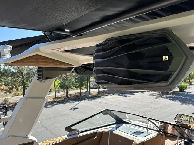 Slide: The Image of Nautique Super Air Nautique G23 2026 - 42