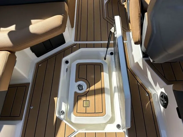 Slide: The Image of Nautique Super Air Nautique G23 2026 - 46