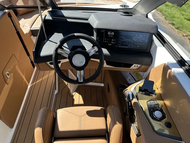 Slide: The Image of Nautique Super Air Nautique G23 2026 - 48