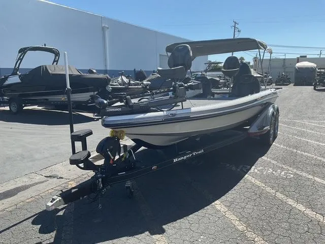 Slide: The Image of 2023 Ranger Z520R Ranger Cup Equipped boat on trailer in parking lot. - 16