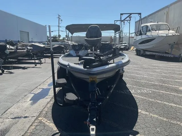 Slide: The Image of 2023 Ranger Z520R Ranger Cup Equipped boat parked in a marina lot. - 19