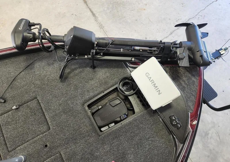 Slide: The Image of 2026 Nitro Z21 XL Pro boat with Garmin electronics and trolling motor setup. - 9