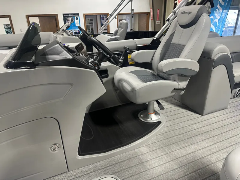 Slide: The Image of Bentley Pontoons Elite 223 Admiral 200HP Quad Lounge Tritoon 2025 - 48