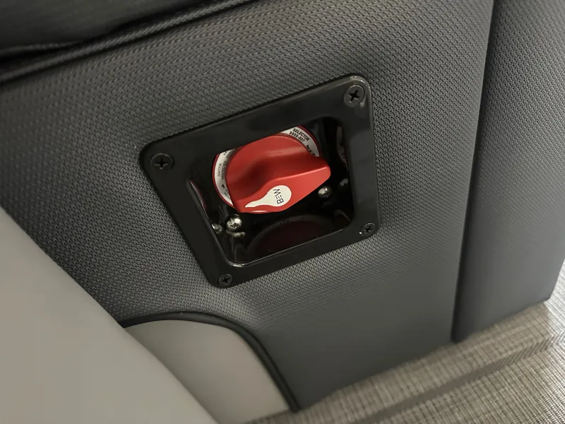 Slide: The Image of Bentley Pontoons Elite 223 Admiral 200HP Quad Lounge Tritoon 2025 - 53