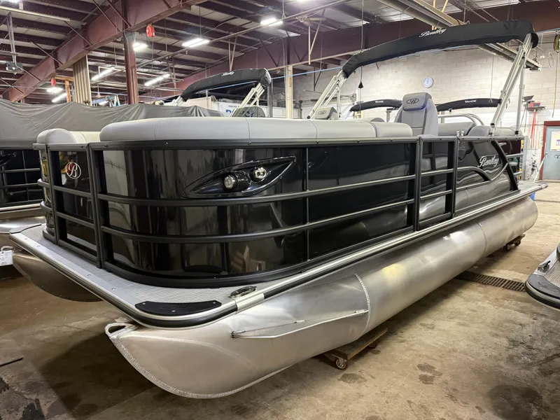 Slide: The Image of Bentley Pontoons Legacy 200 Navigator Quad Lounge & Honda 4-Stroke EFI 2025 - 39
