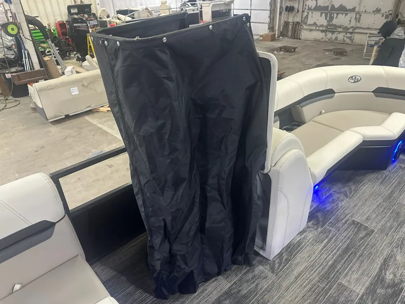 Slide: The Image of Montego Bay 8522 Fish & Cruise Deluxe Pontoon & Honda 4-Stroke EFI 2025 - 25