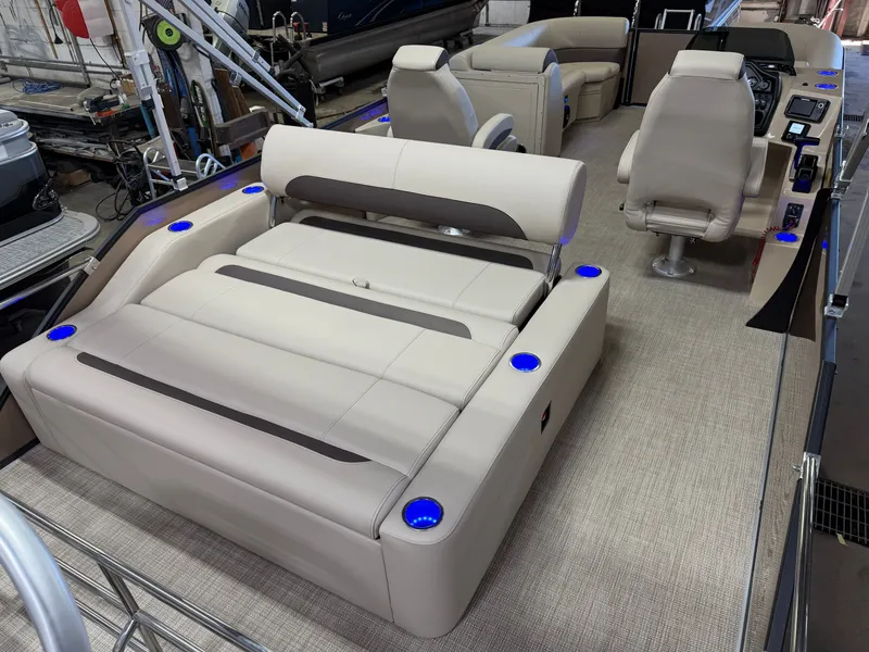 Slide: The Image of Bentley Pontoons Legacy 223 Swingback Tritoon & Honda 4-Stroke EFI 2025 - 26