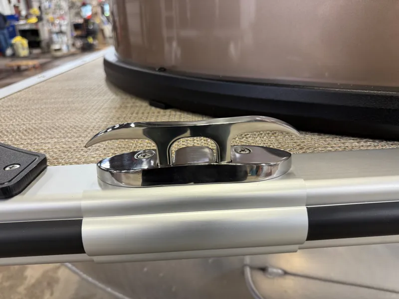 Slide: The Image of Bentley Pontoons Legacy 223 Swingback Tritoon & Honda 4-Stroke EFI 2025 - 42