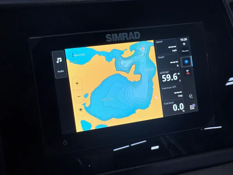 Slide: The Image of Tahoe Cascade 2385 Elite Cruise Tritoon & Honda 4-Stroke EFI 2025 - 16