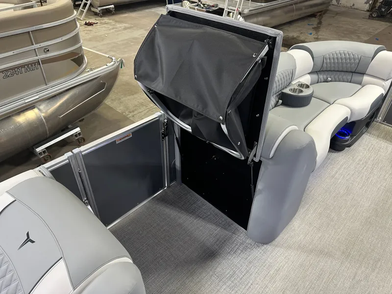 Slide: The Image of Tahoe Cascade 2385 Cruise Rear Bench Tritoon & Honda 225HP 4-Stroke EFI 2025 - 30