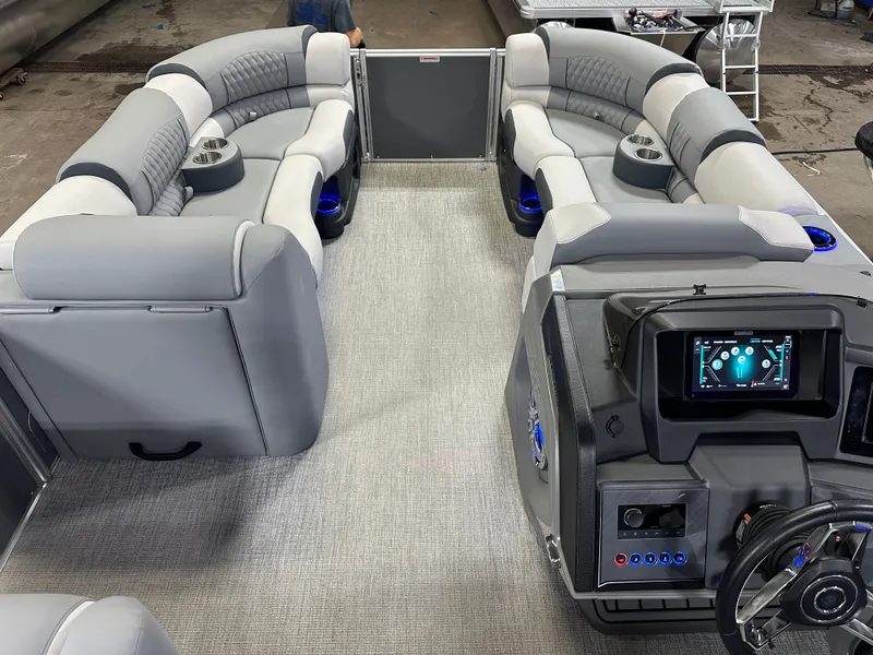 Slide: The Image of Tahoe Cascade 2385 Cruise Rear Bench Tritoon & Honda 225HP 4-Stroke EFI 2025 - 31