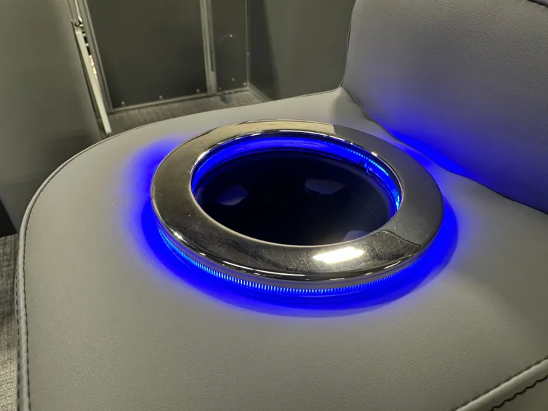 Slide: The Image of Tahoe Cascade 2385 Elite Cruise Tritoon & Honda 4-Stroke EFI 2025 - 25