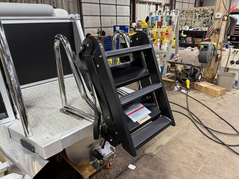 Slide: The Image of Tahoe Cascade 2385 Quad Lounge Tritoon & Honda 4-Stroke EFI 2025 - 45