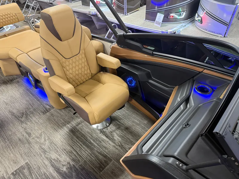 Slide: The Image of Tahoe Cascade 2385 Quad Lounge Shift Windshield Tritoon & Honda 4-Stroke EFI 2025 - 11