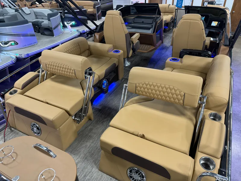 Slide: The Image of Tahoe Cascade 2385 Quad Lounge Shift Windshield Tritoon & Honda 4-Stroke EFI 2025 - 22