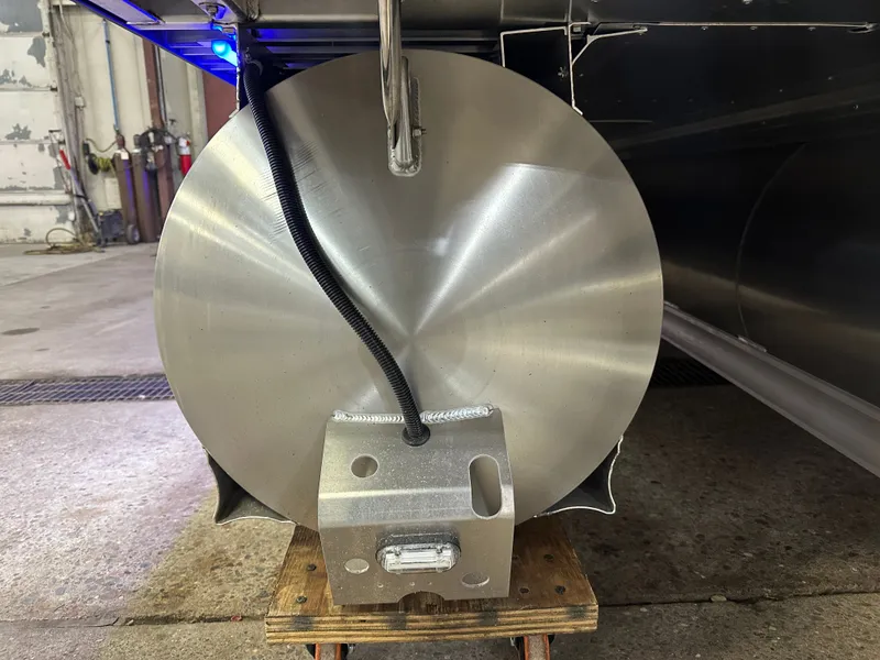 Slide: The Image of Tahoe Cascade 2585 Elite Windshield Tritoon & 250HP 4-Stroke 2025 - 50